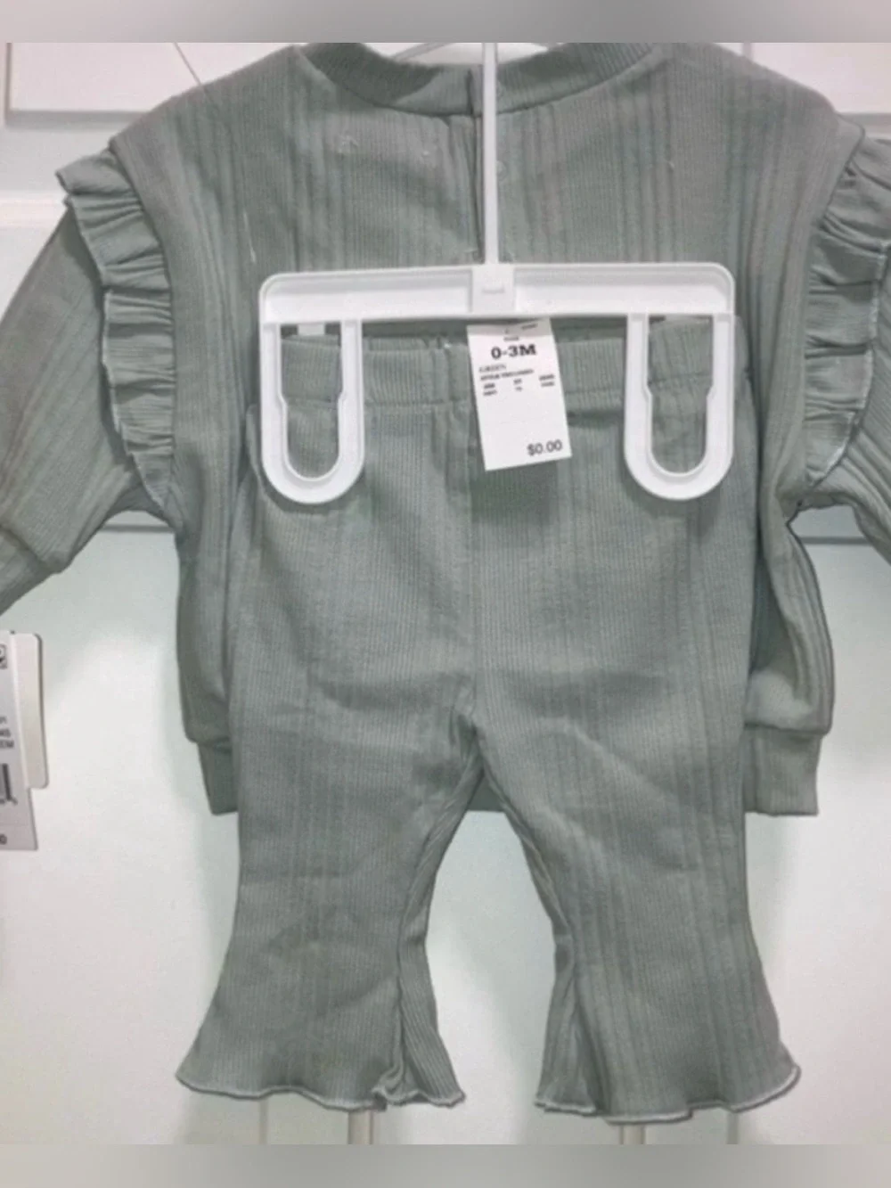 Grayson Mini Baby Girls' Mint Ruffle Pullover Set - Green Size 0-3 months New